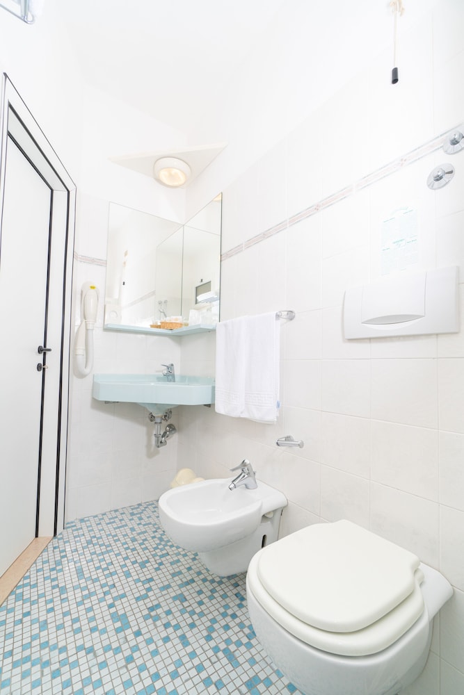 Hotel Sampaoli 43/50