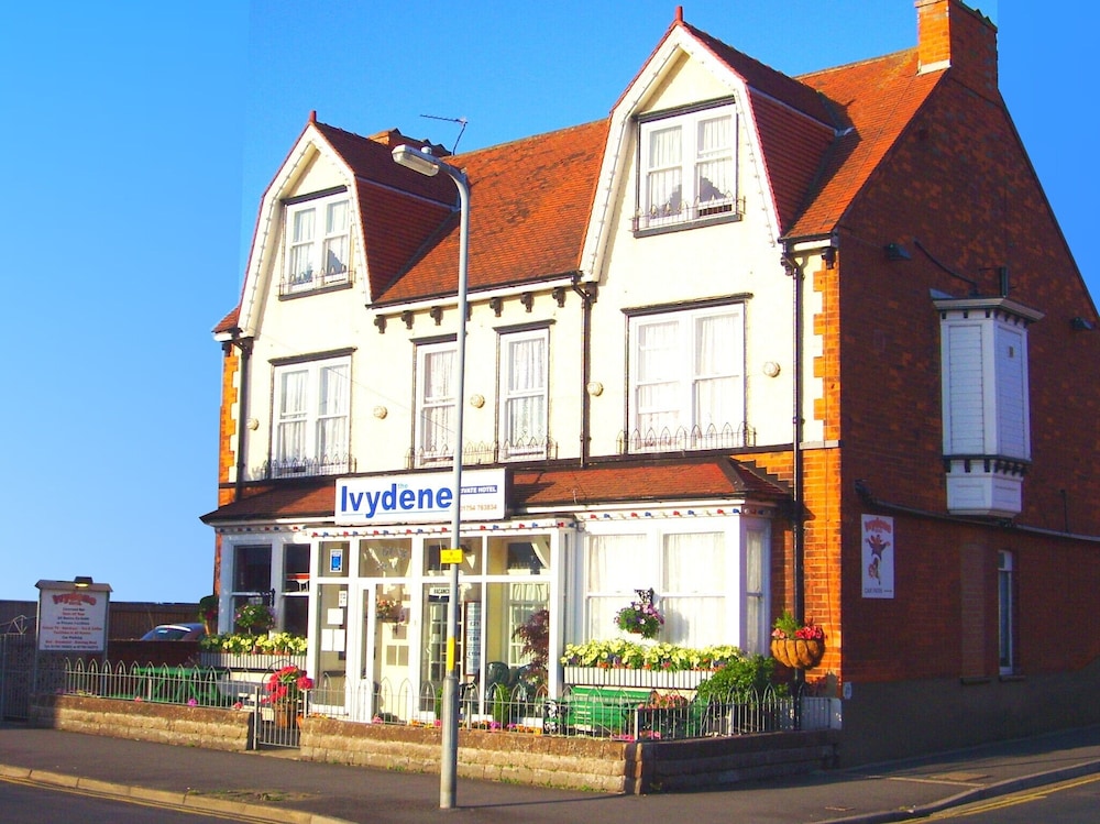 Ivydene Hotel 4/50