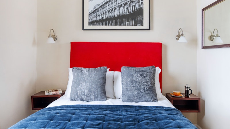 Clifton Hotel 34/53