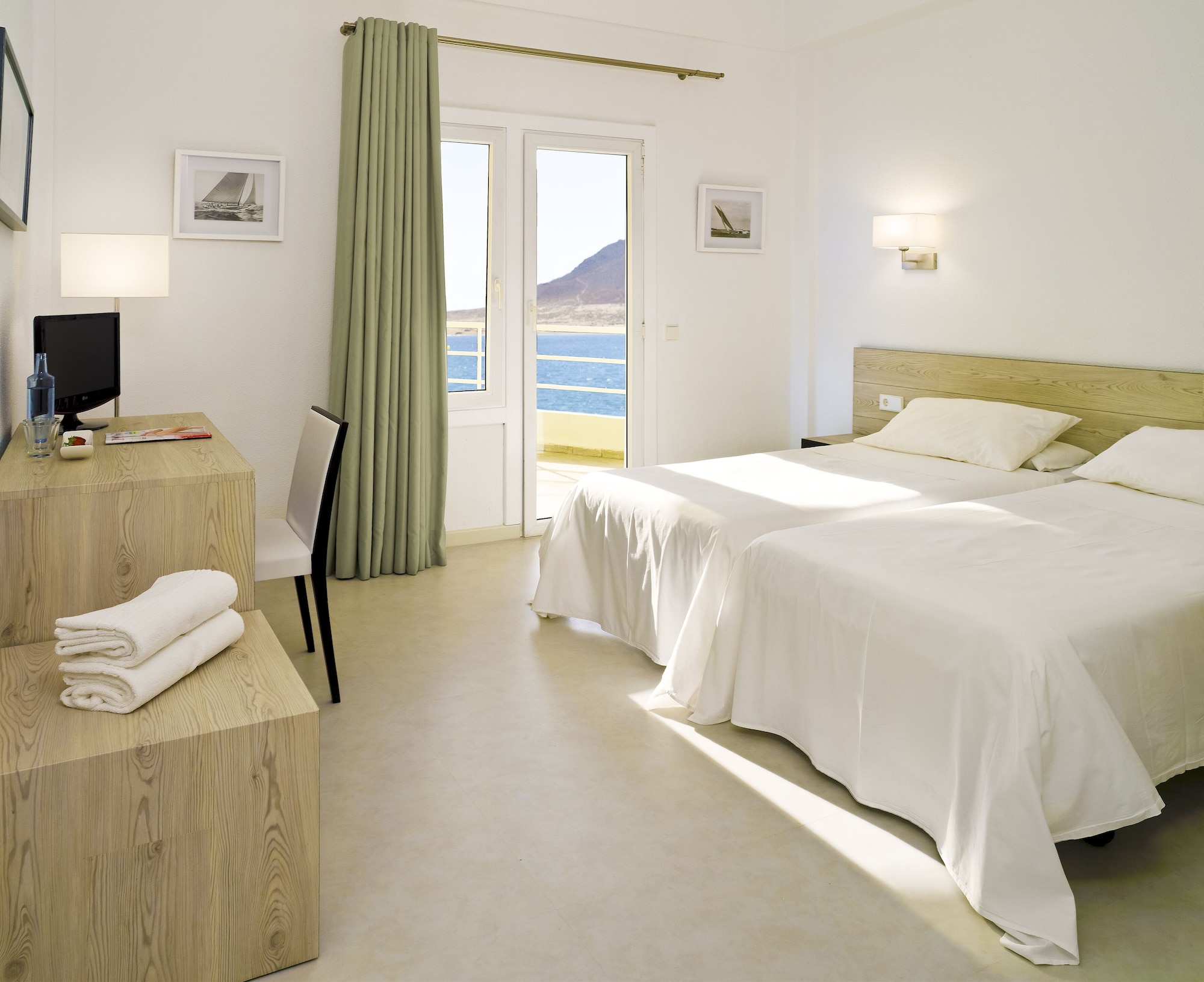 ROOM, SINGLE, SEA VIEW, BALCONY