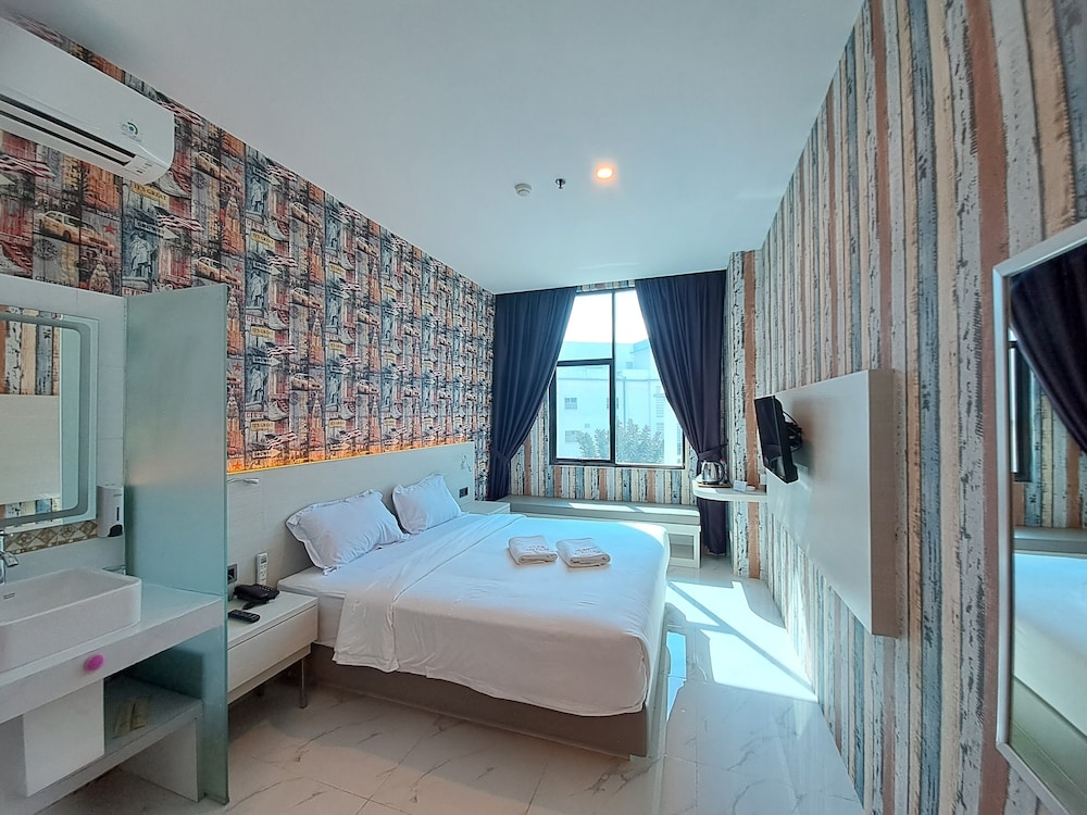 Selecta Hotel Medan Petisah R Signature 12/22