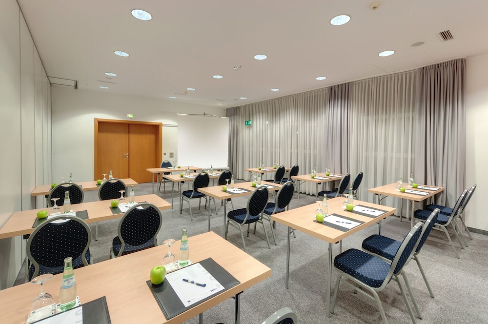 Courtyard by Marriott Dortmund 39/48