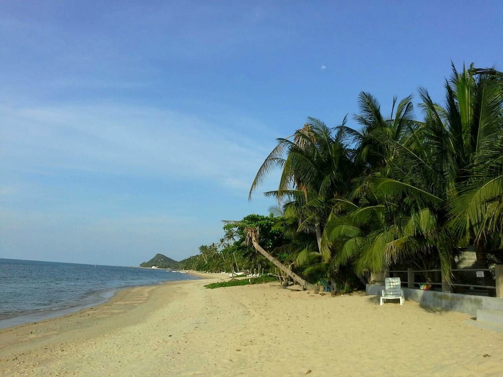 Krisada Beach Resort 47/56