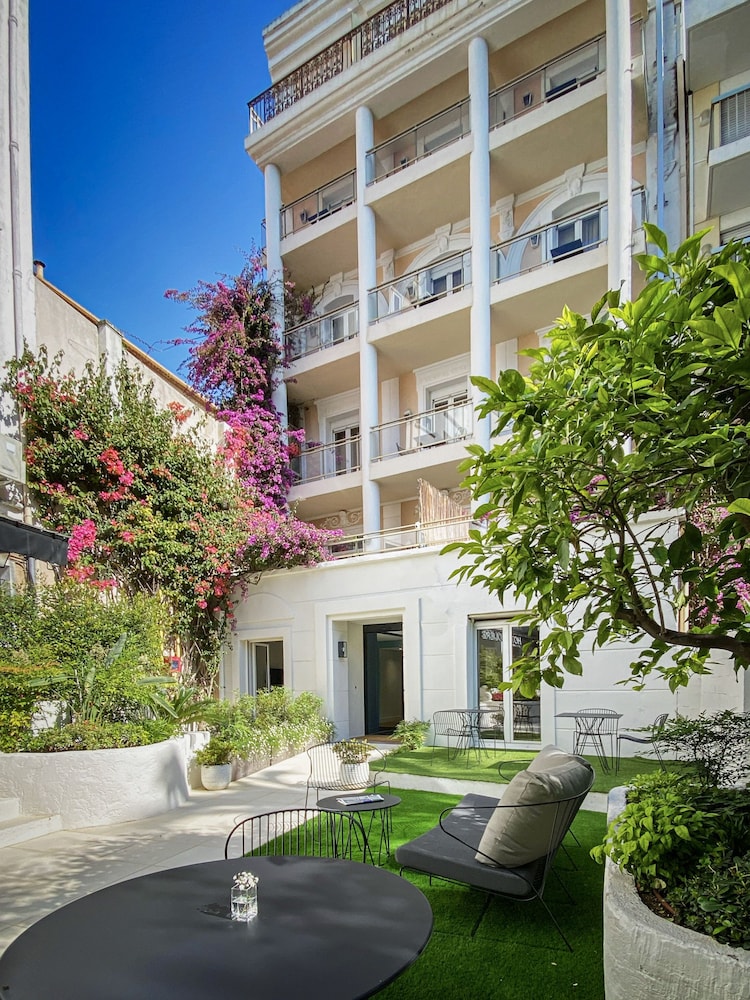 Hotel Moliere 29/37