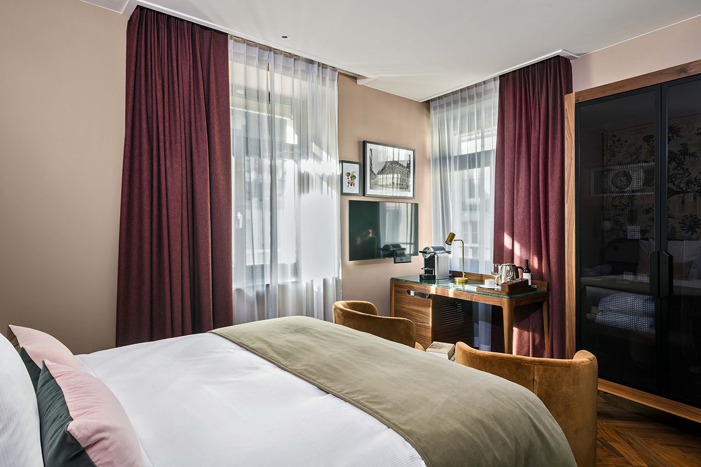 2 Bedrooms, Apartment, Balcony