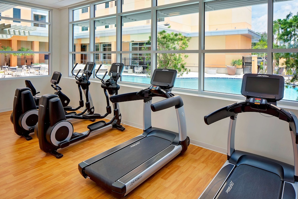 Hyatt House Across From Universal Orlando Resort 21/50