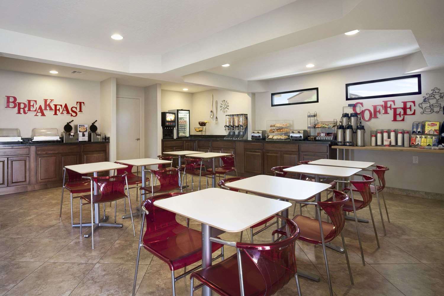 Infinity Inn & Suites 20/30