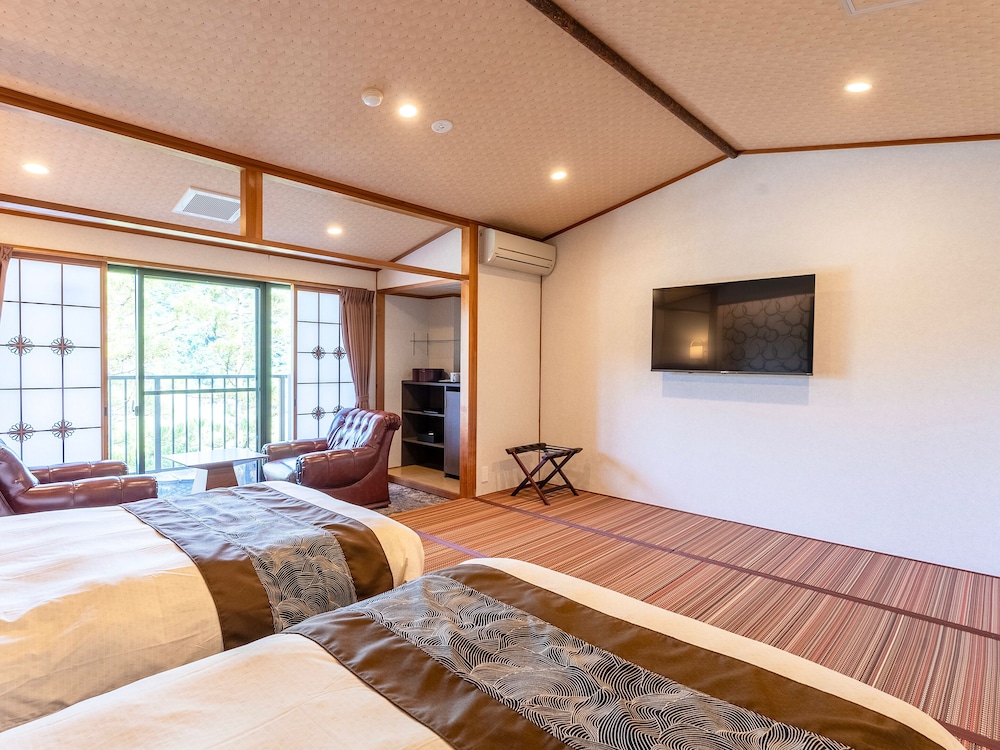Livemax Resort Yuhigaura Kitu Onsen 15/50