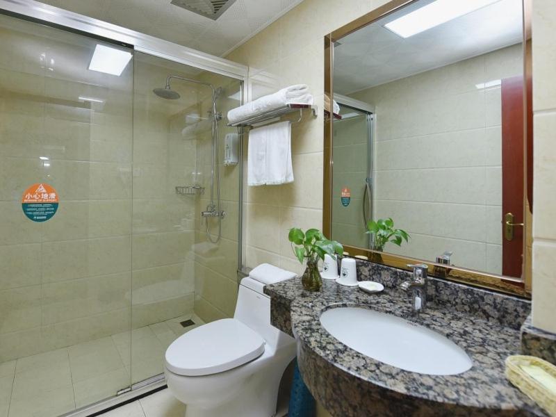 GreenTree Inn Anhui Hefei Bianhe Road Yuanshangyuan Express Hotel 38/50