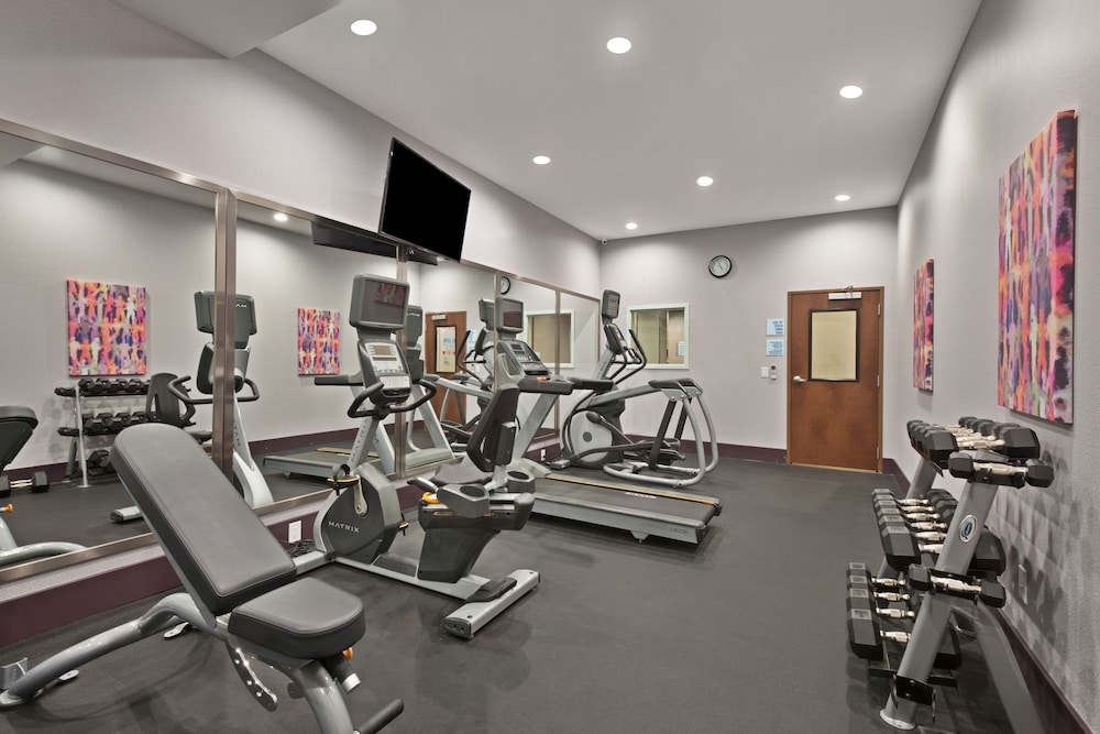 Holiday Inn Express & Suites Harrisburg S - New Cumberland 48/72