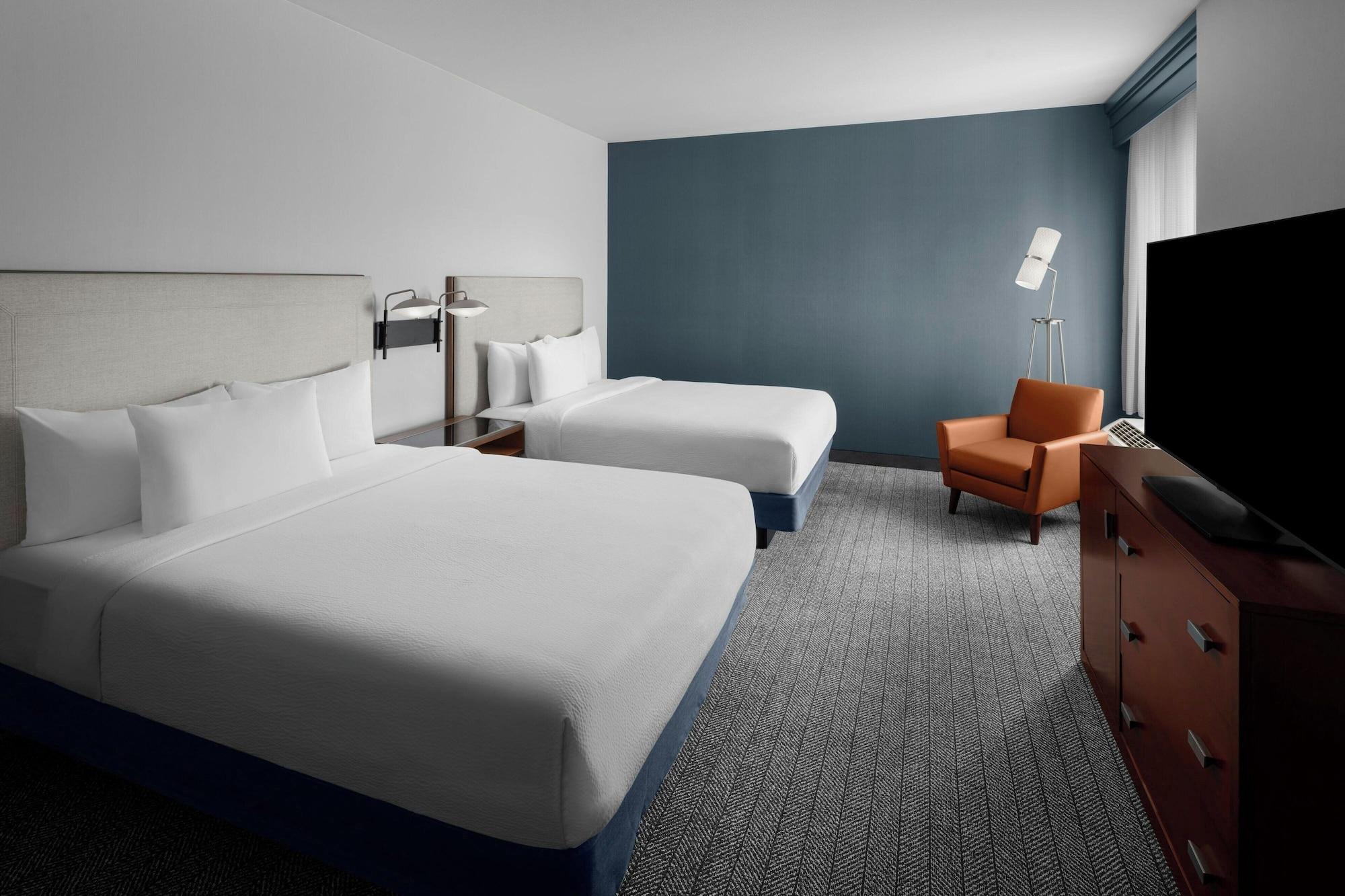 Suite, Multiple Beds