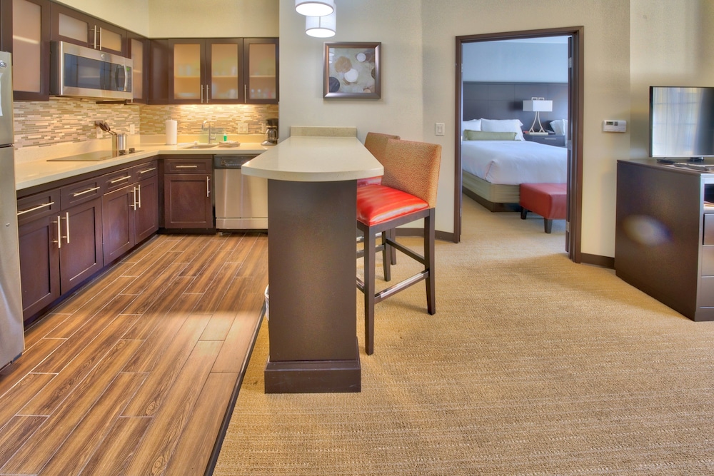STAYBRIDGE SUITES LUBBOCK SOUTH 50/61