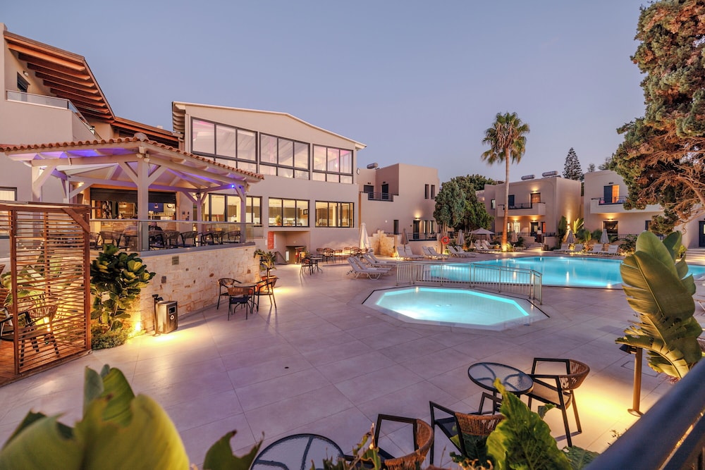 Blue Aegean Hotel and Suites 61/64