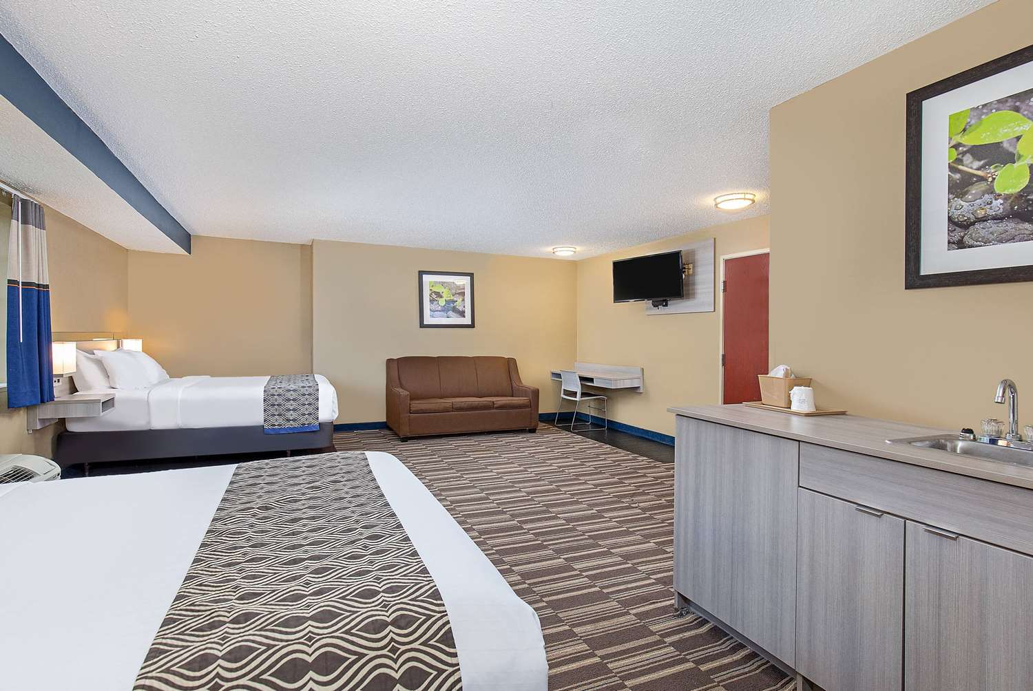 Microtel Inn Suites By Wyndham Dry Ridge 10/30