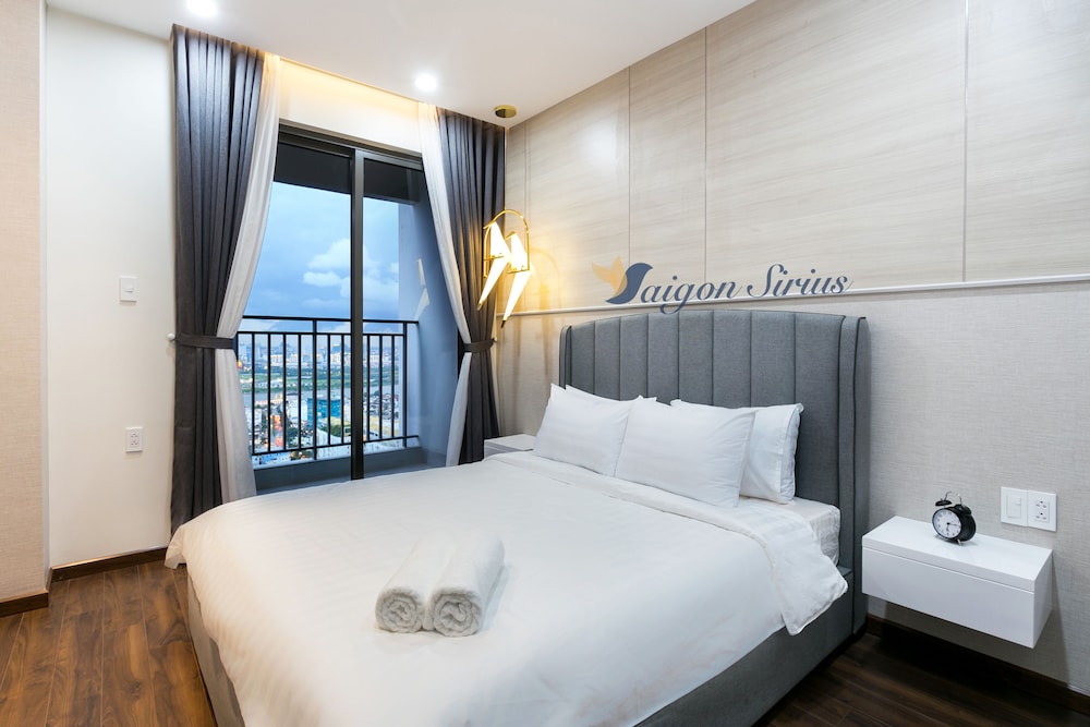 Saigon Sirius 16/50