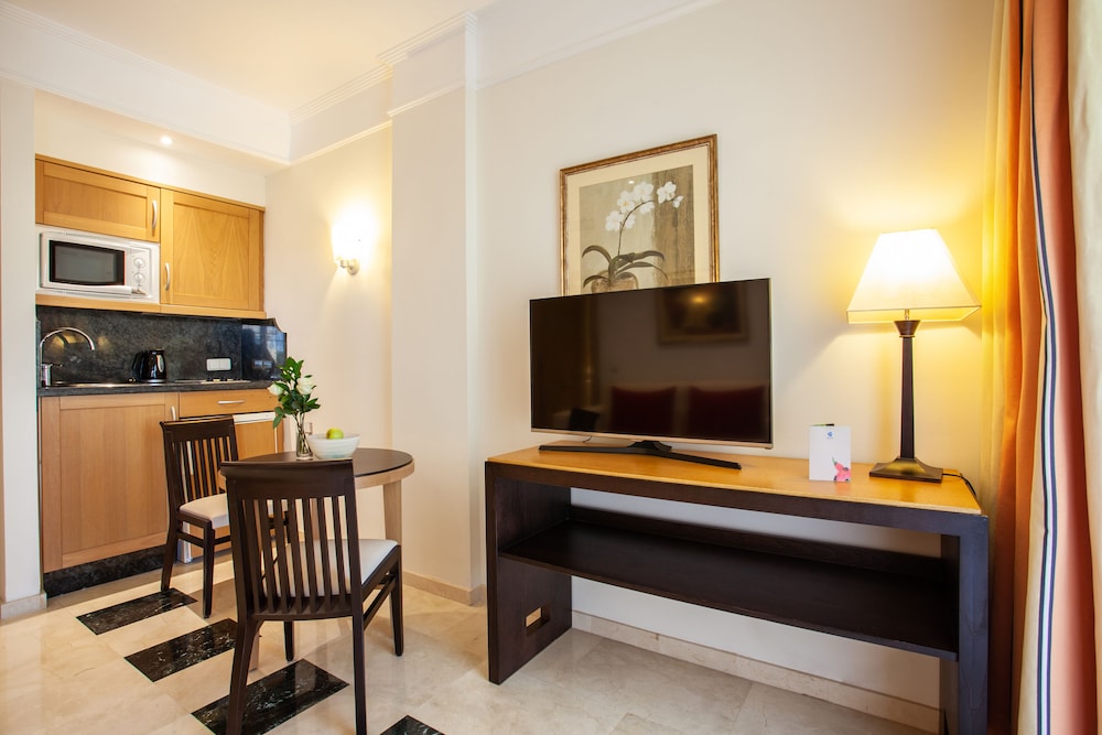Grupotel Playa De Palma Suites And Spa 50/74