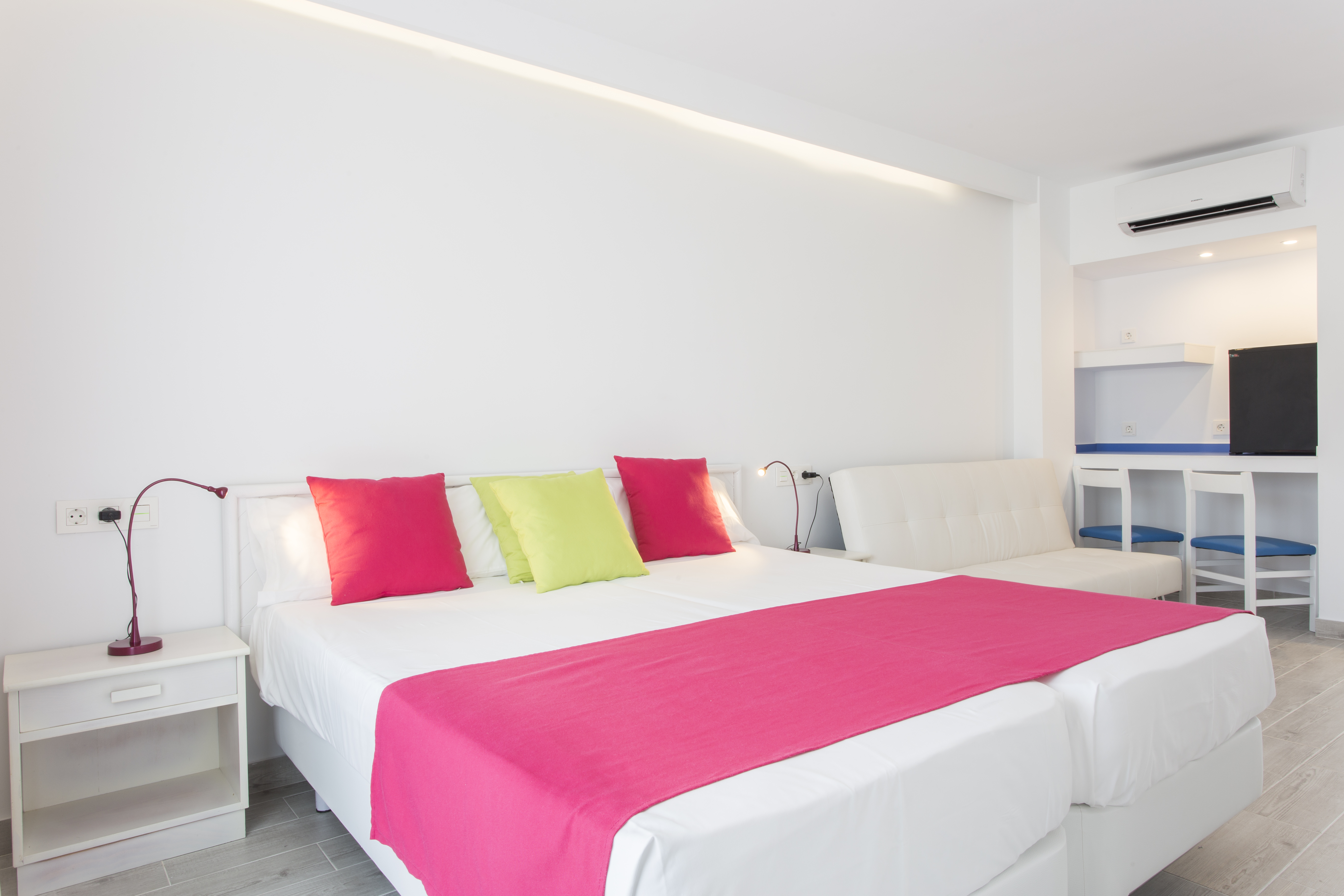 Room, Single, Double or Twin Bed, Balcony