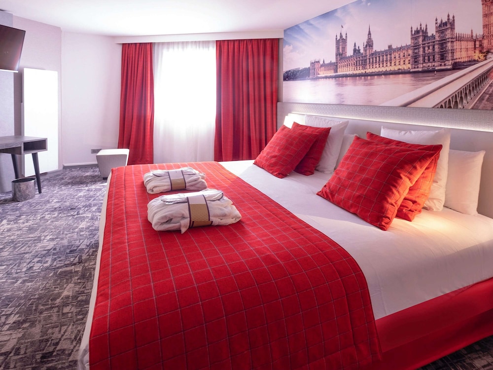 Mercure Rouen Champ de Mars 28/73