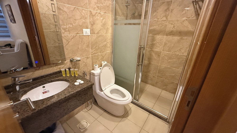 Jewheret Alswefiah Hotel Suites 38/45