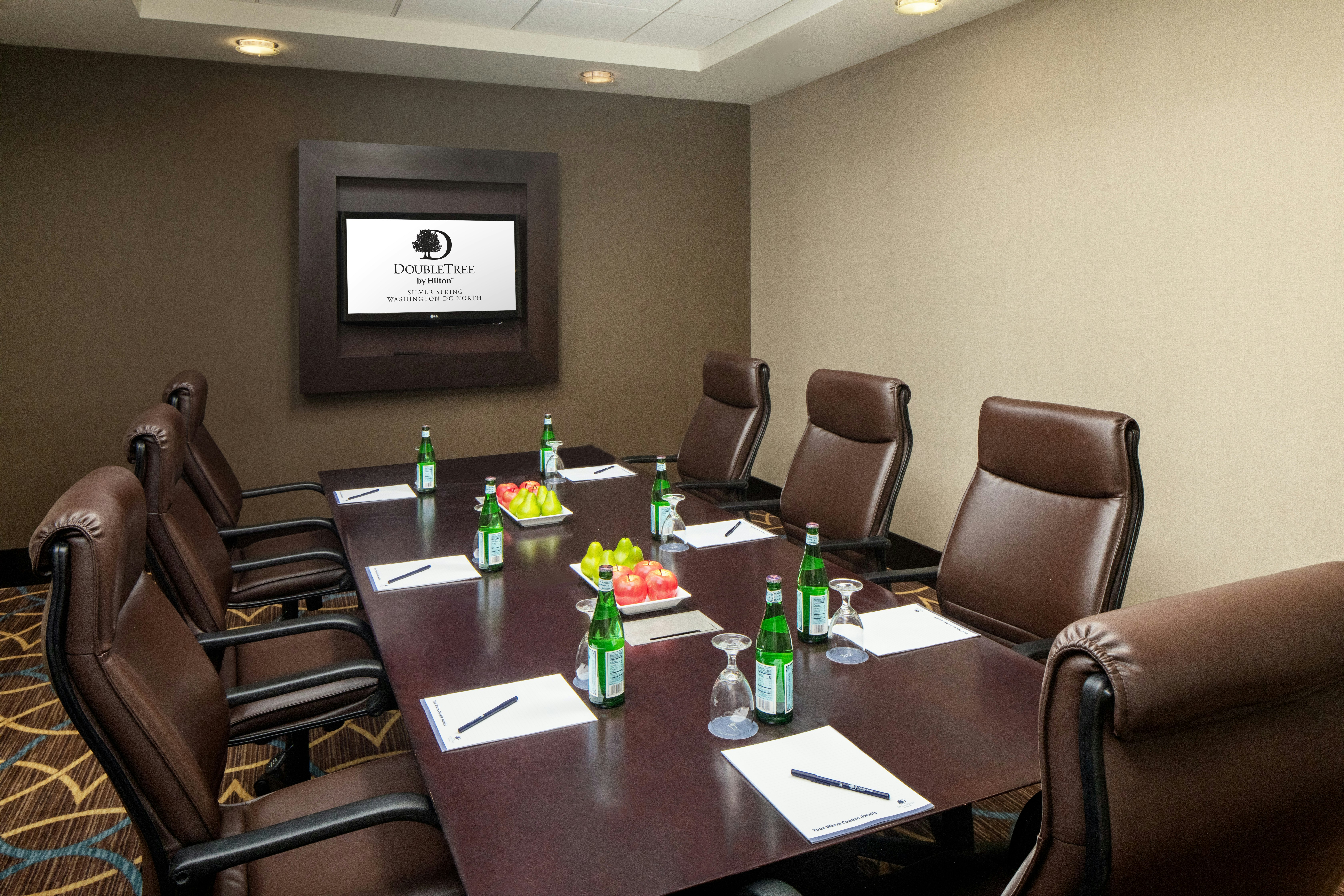 DoubleTree by Hilton Washington DC Silver Spring 34/55