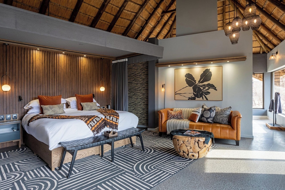 Tuningi Safari Lodge 6/50
