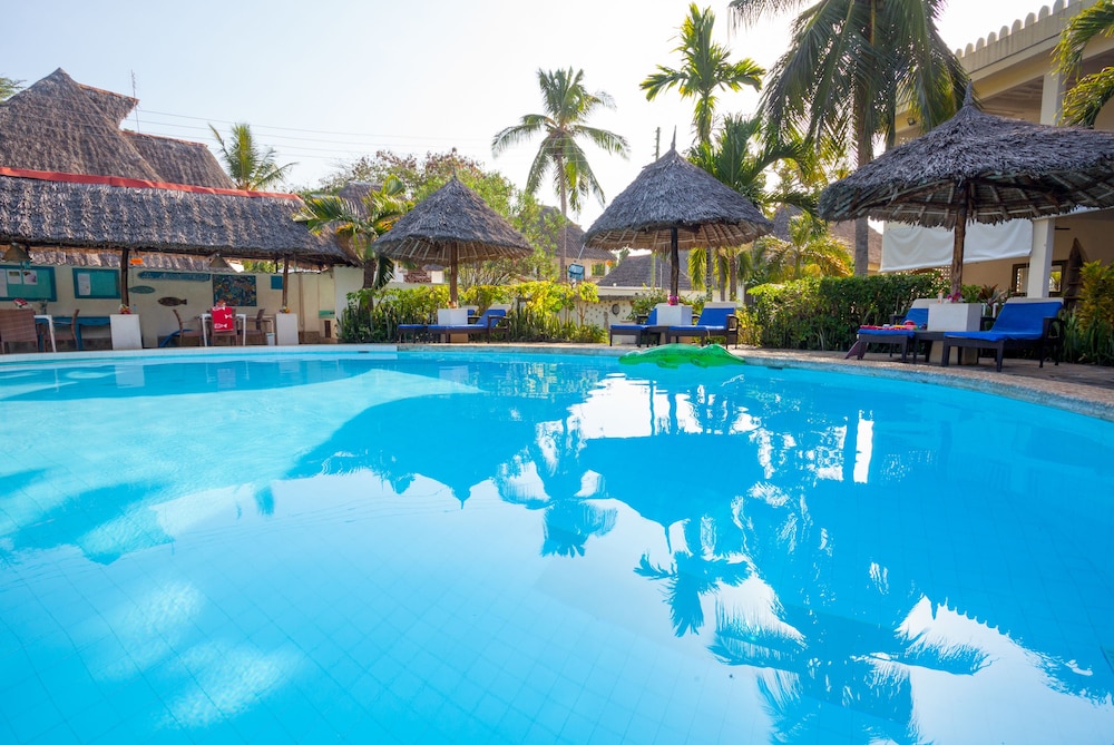 AESTUS VILLAS RESORT 2/50