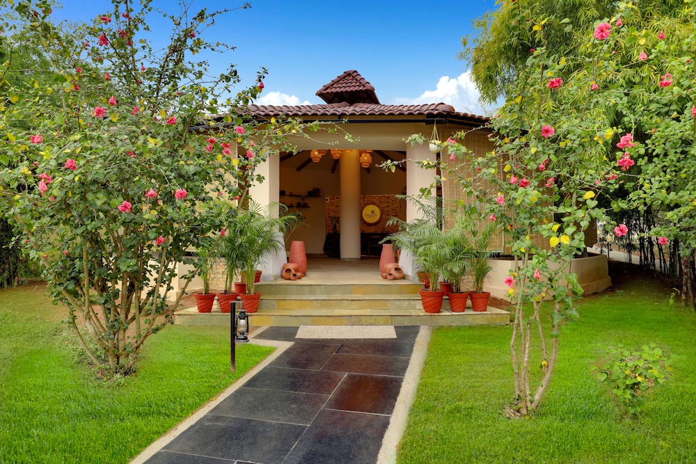 Lemon Tree Wildlife Resort Kanha 26/34