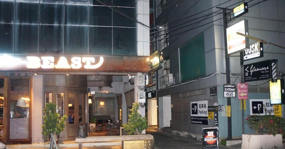 Snooze Hotel Thonglor Bangkok 3/53