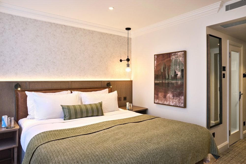 Renovated, Superior, Double Bed