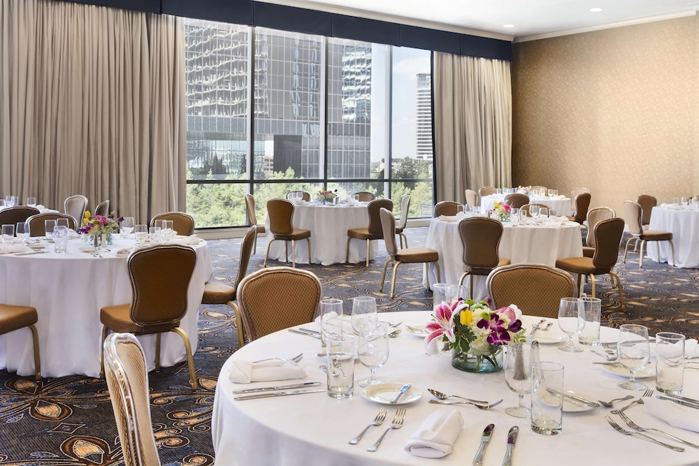 Fairmont Dallas 47/73