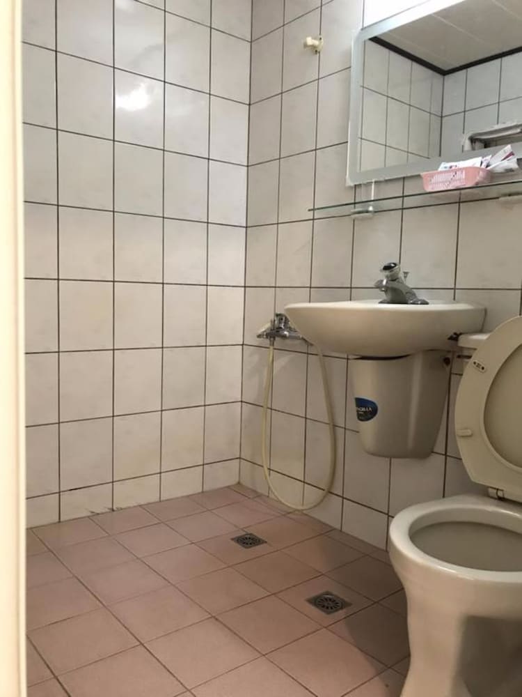 Minren Hotel 24/26