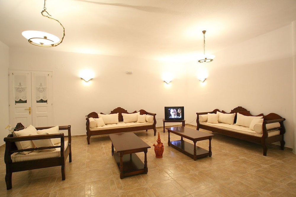 Paros Inn Hotel 29/50