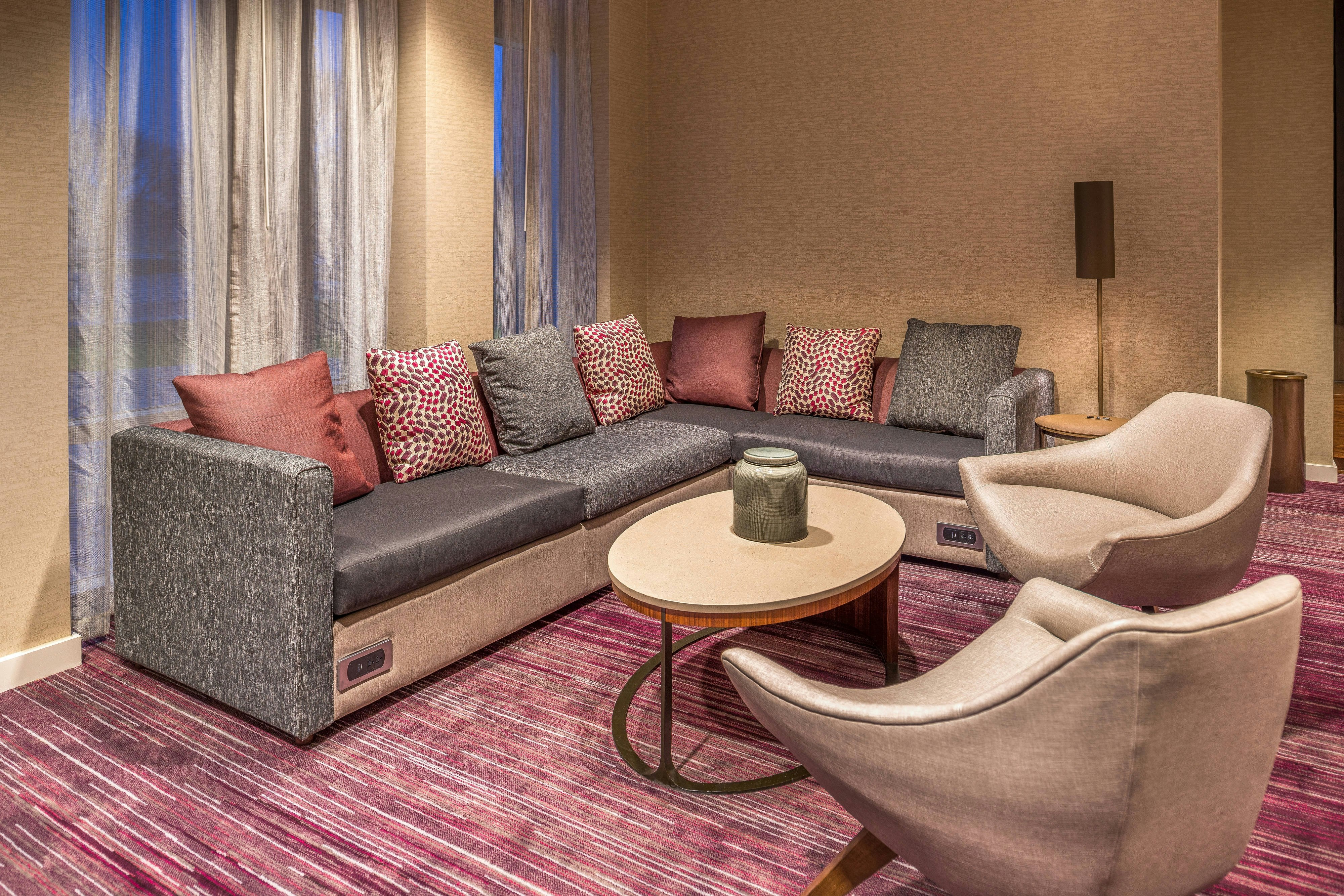 Courtyard By Marriott Detroit Farmington 29/47