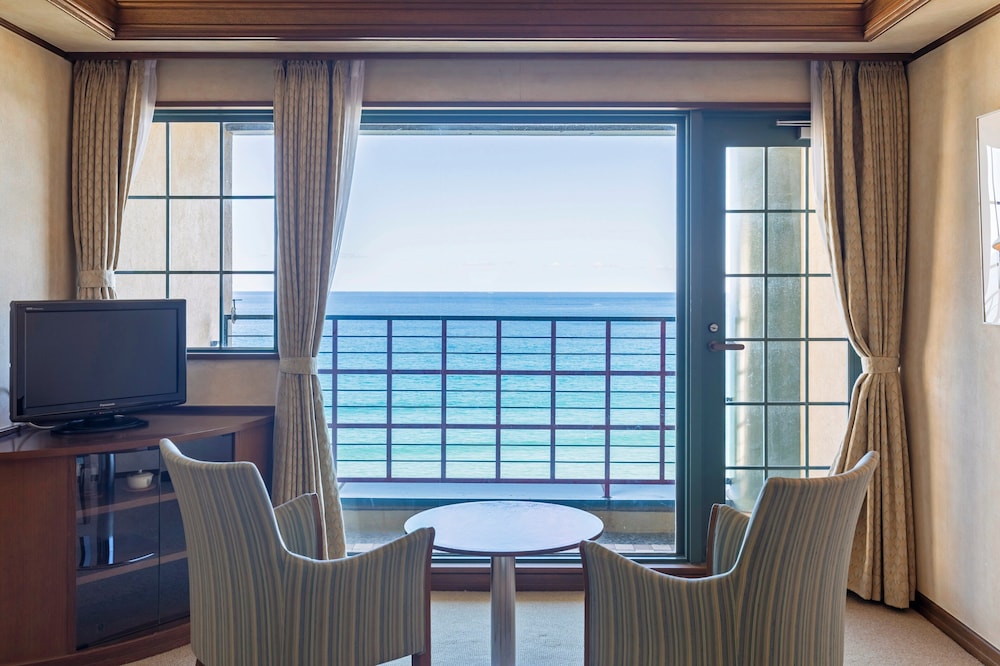 Hotel Riviera Shishikui 26/33