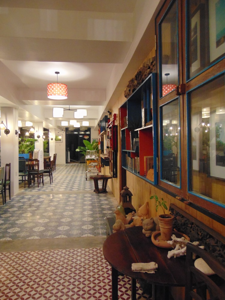 Hotel De Condor 32/46