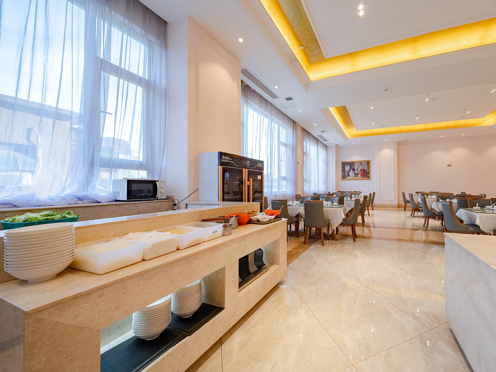 Vienna International Hotel (Dongguan Qishi Center) 31/47
