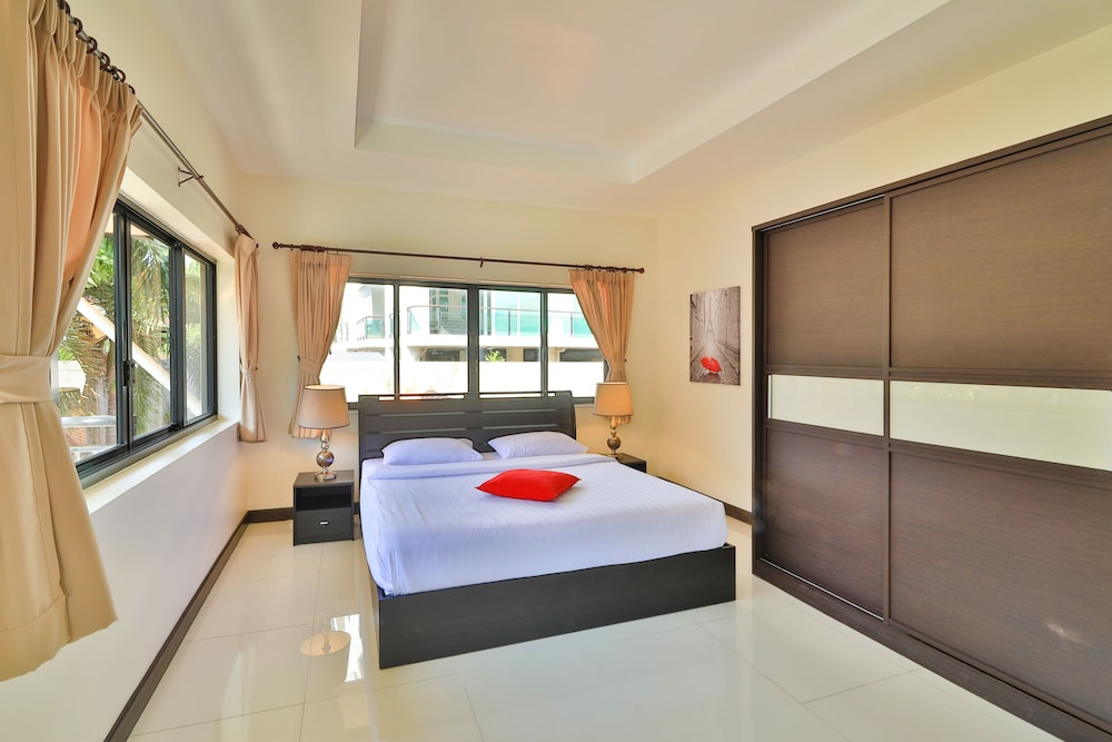 Sweet Villa Pattaya 24/72