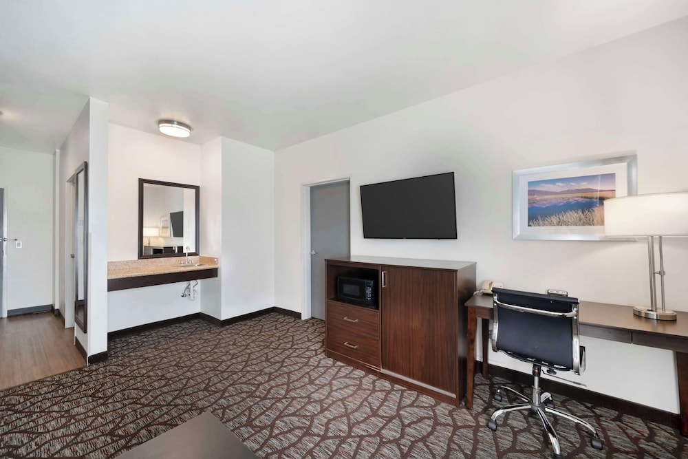 Best Western Crater Lake Highway White City/Medford 40/50