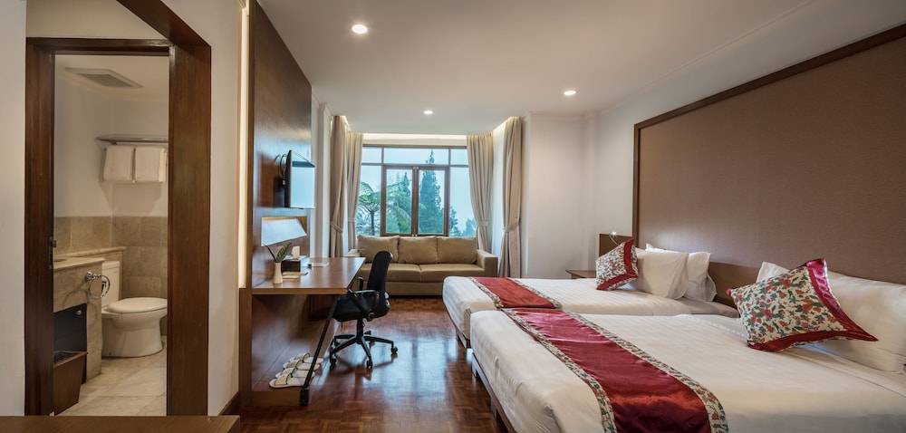 Puncak Pass Resort 18/76