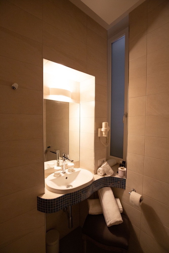 Spagna Boutique Luxury Suites 68/68
