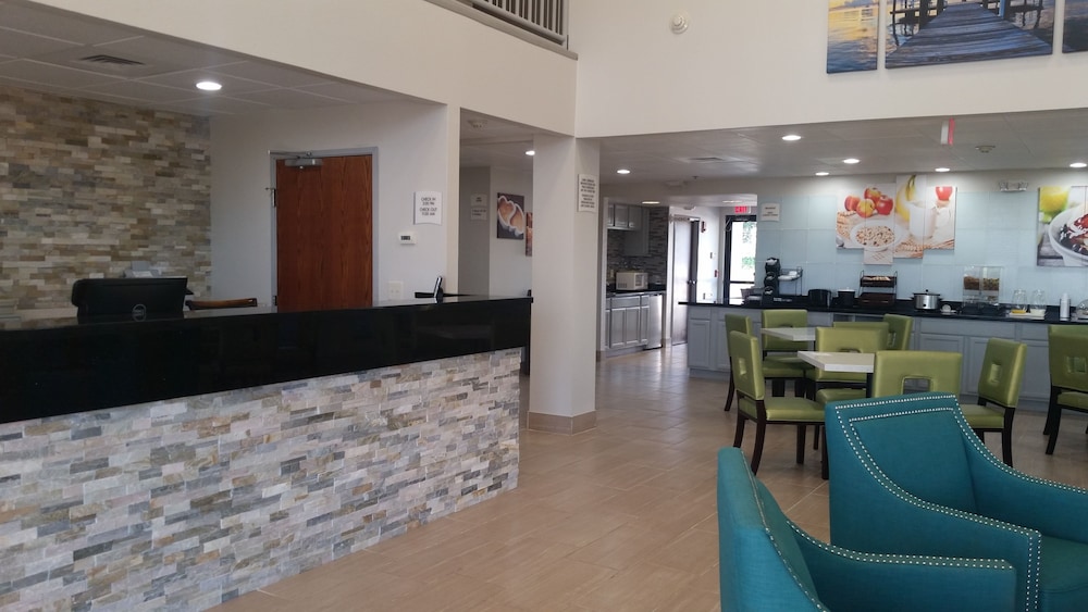 Quality Inn & Suites Mount Vernon 1/17