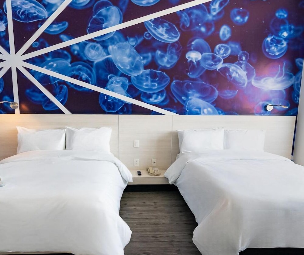 Life Hotel 23/55