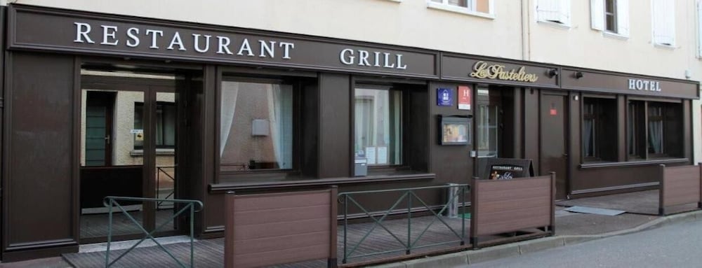 Logis Hotel Les Pasteliers 4/36