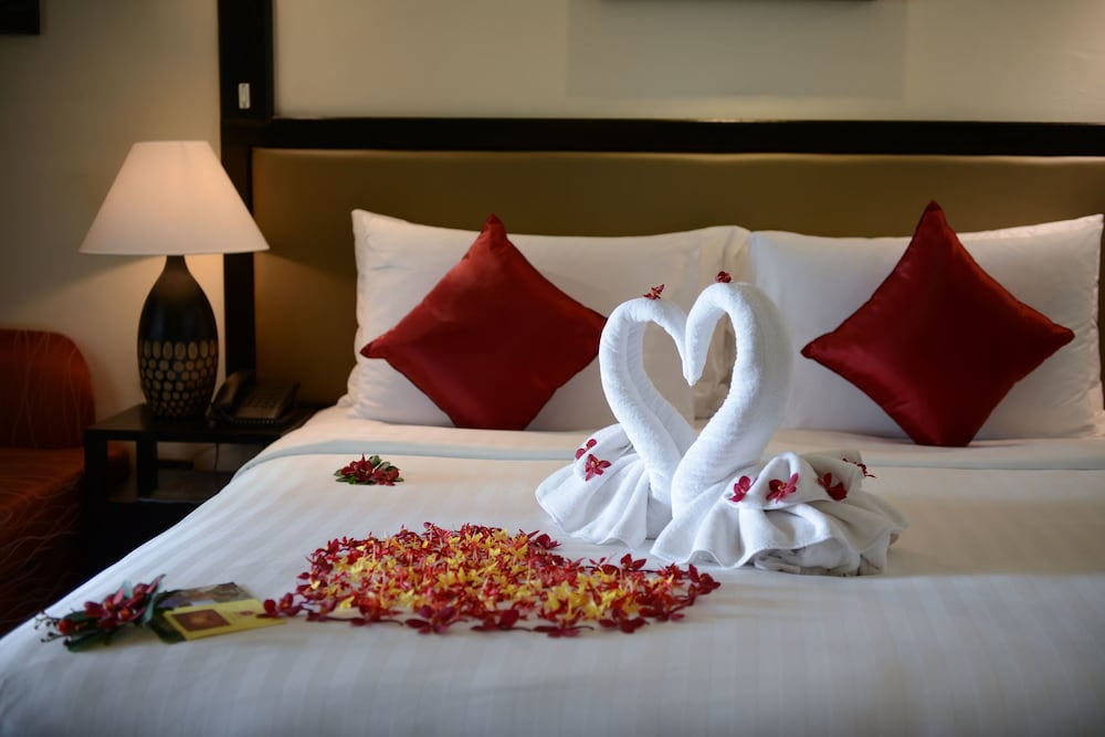 ANDAMAN WHITE BEACH RESORT 20/70