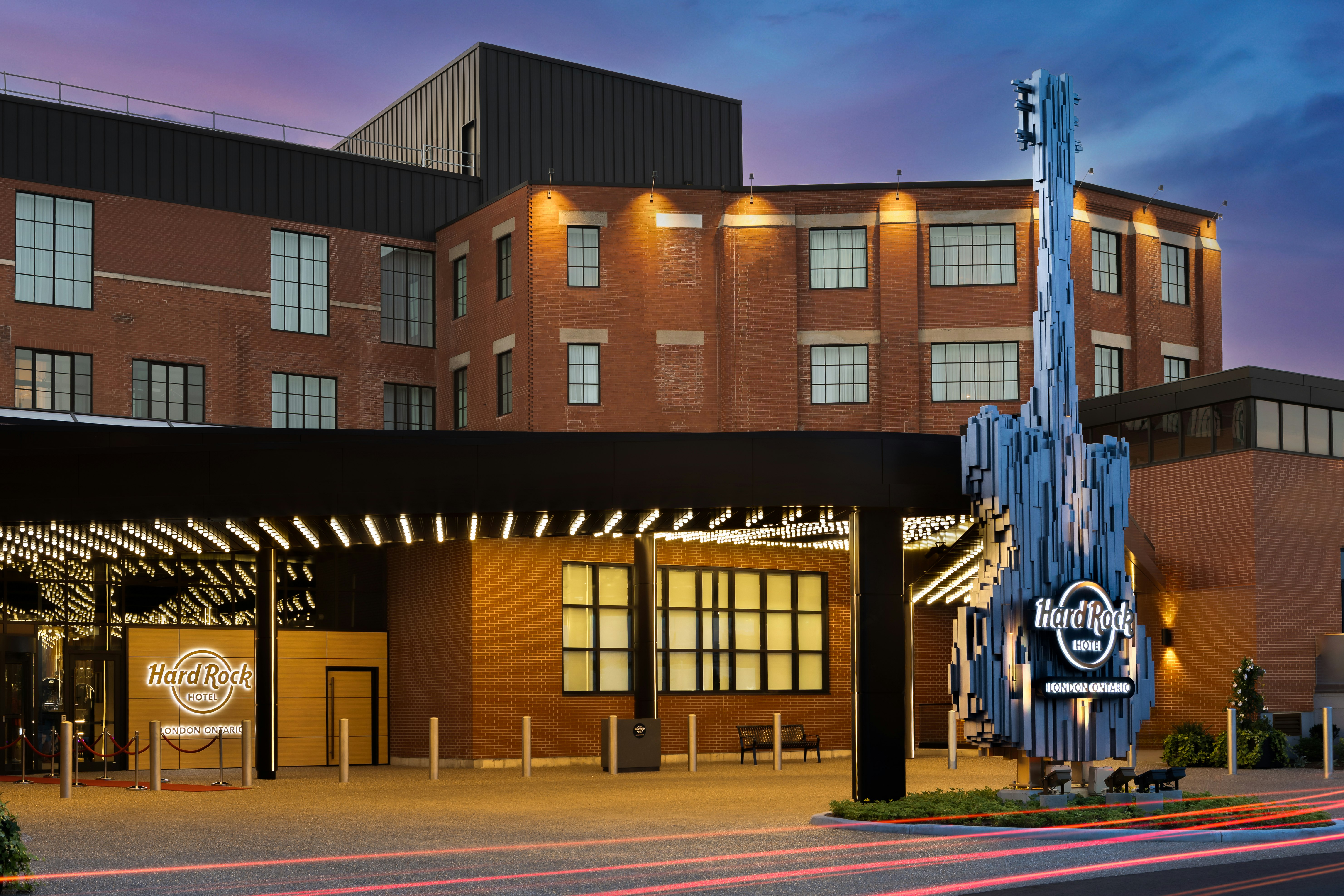 Hard Rock Hotel London Ontario 105/109