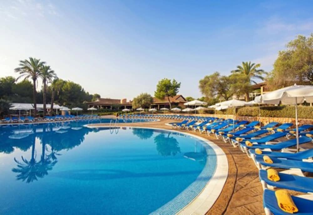 Vell Mari Hotel and Resort 33/62