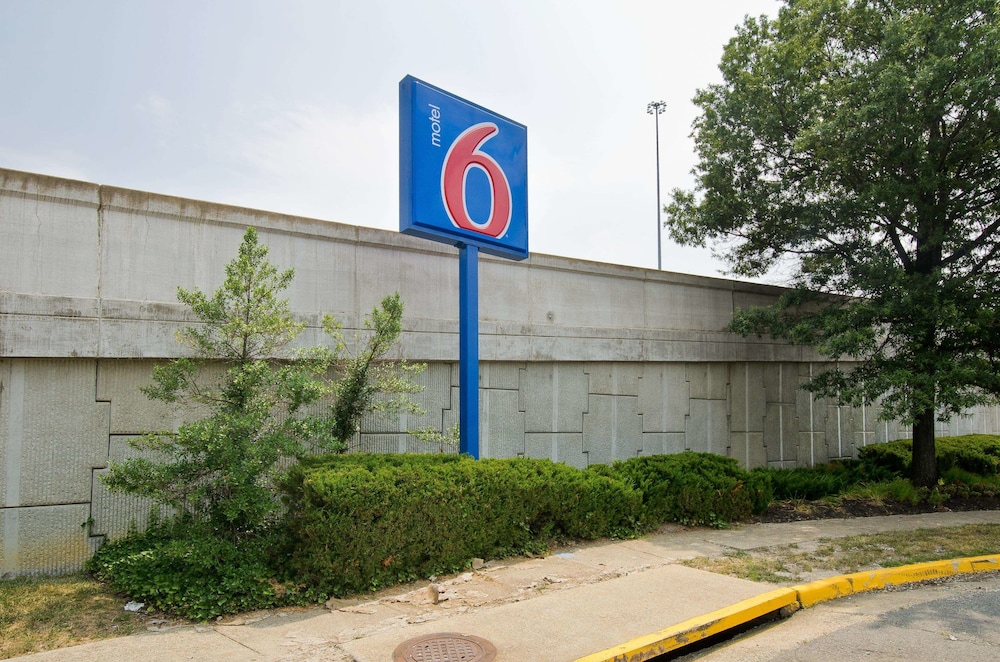 Motel6 Springfield, VA - Washington DC Southwest