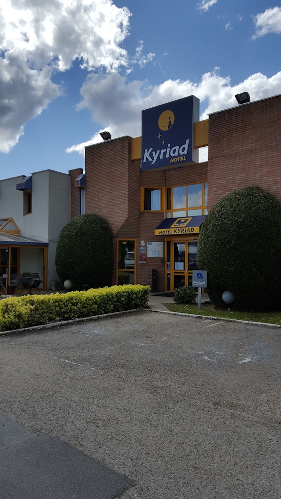 KYRIAD CHANTILLY 3/65
