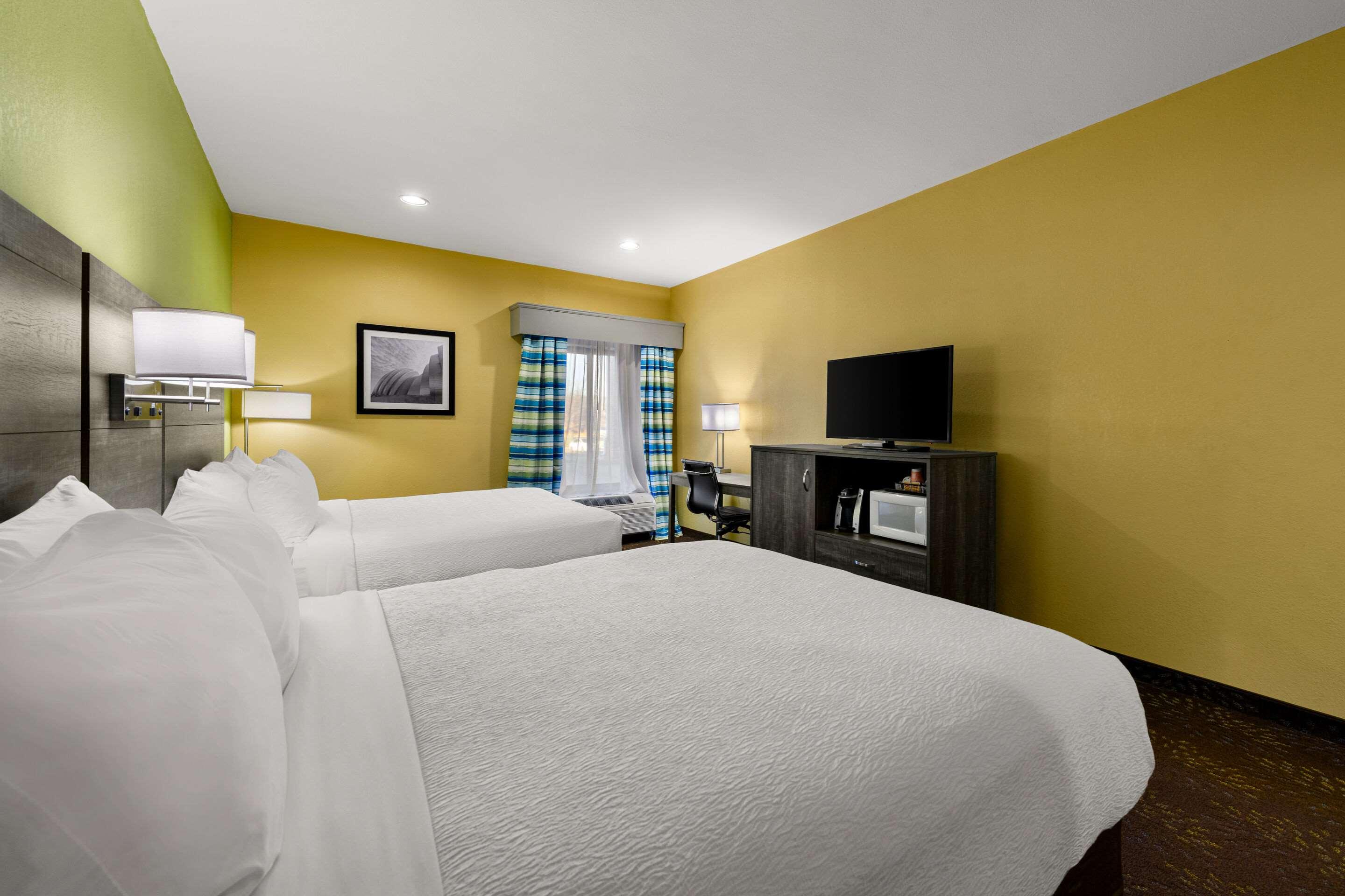Room, 2 Queen Beds