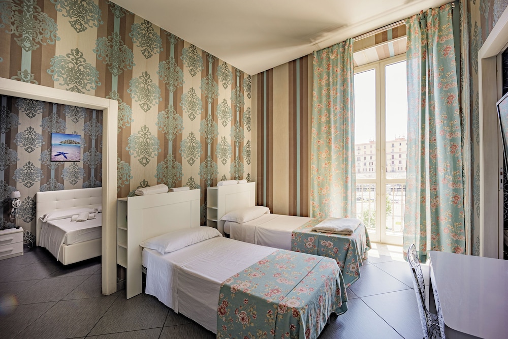 Hotel New Sayonara 25/57